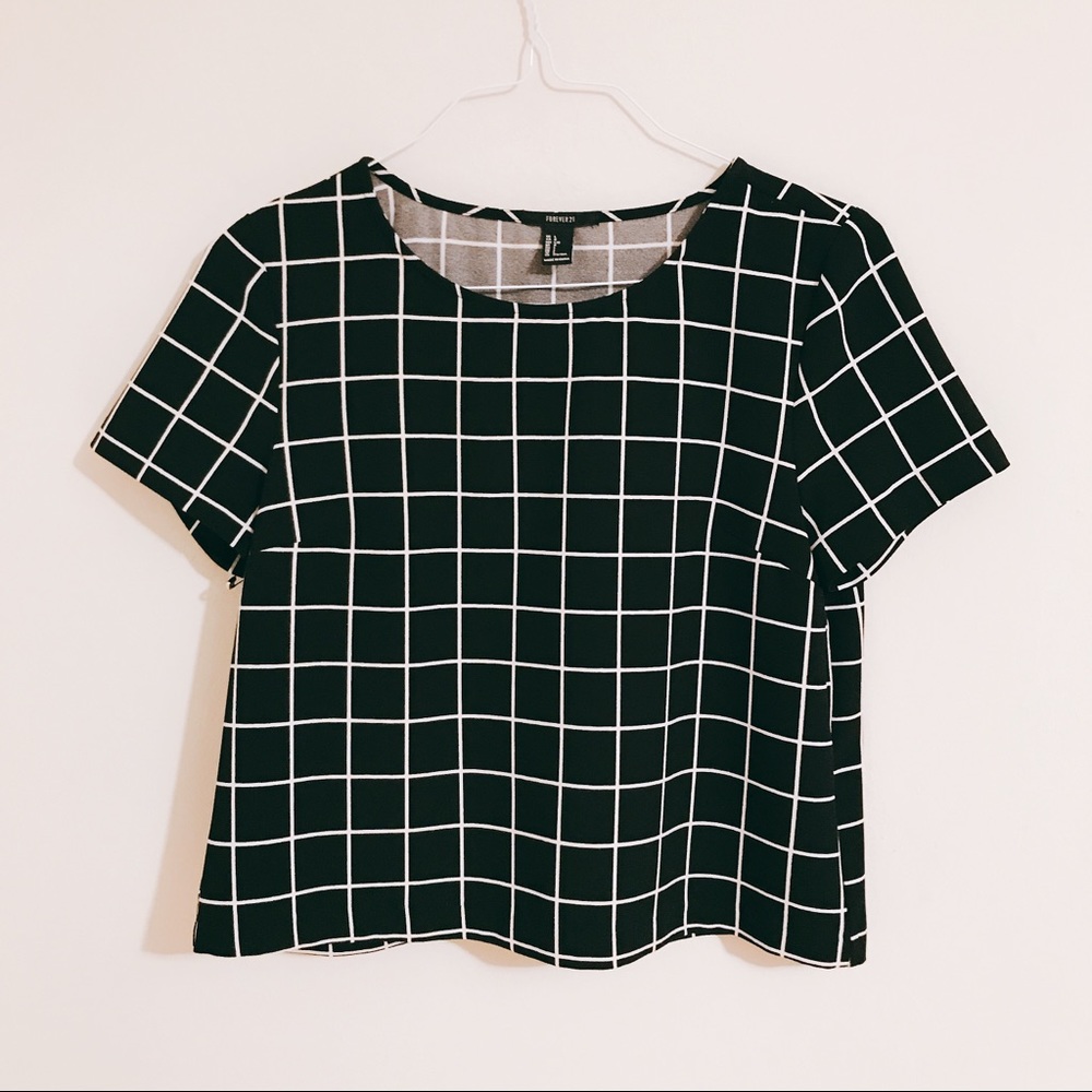 Chic checker crop top